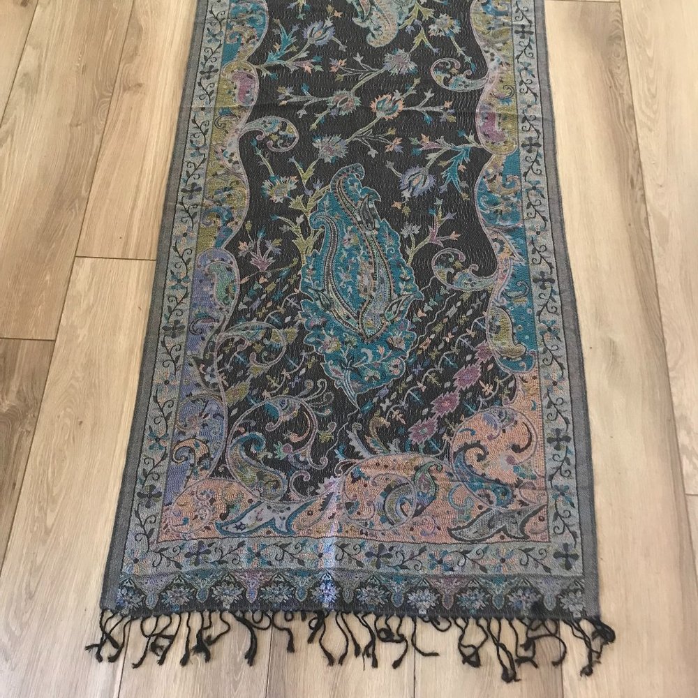 Beautiful Cashmere Pashmina wrap large size 68" length x 26" width